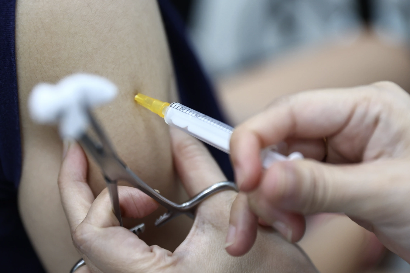 4.000 trẻ em Việt Nam tham gia thử nghiệm vaccine sốt xuất huyết thế hệ mới